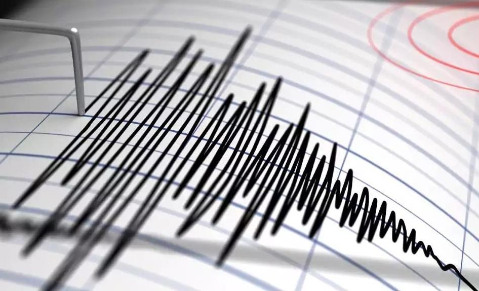 مرگ حداقل 7 نفر در ترکیه بر اثر زلزله در منطقه مرزی با ایران